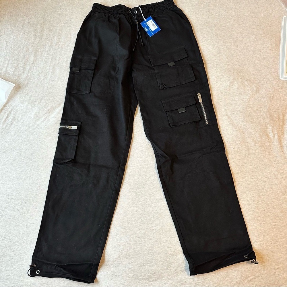 SixthJune Black Cargo‎ Pants for Men
